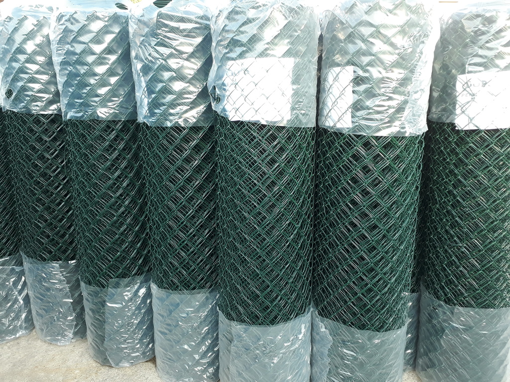 Plastic mesh atyp 2.5 mm, mesh size 50x50mm - green - other height or roll length - height over 2 m