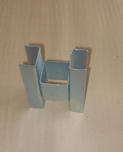 Holder for 3D subfloor plates - double-sided FeZn 60x60