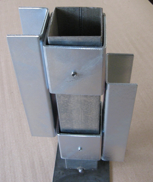 Holder for 3D subfloor plates - single-sided FeZn 60x60
