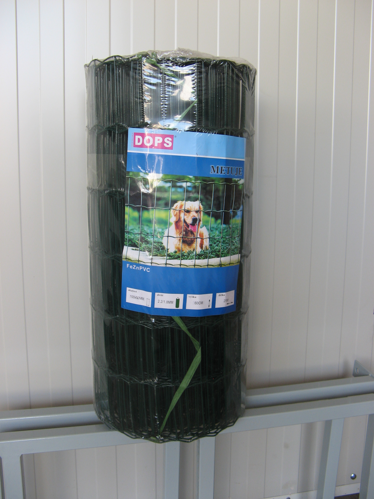Welded plastic coated mesh Metuje - green - height 60 cm, mesh 100*50 mm, roll 25 m