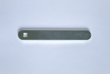 Key for tensioning element