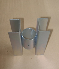 Holder for subfloor plates - double-sided 38 - zinc plated